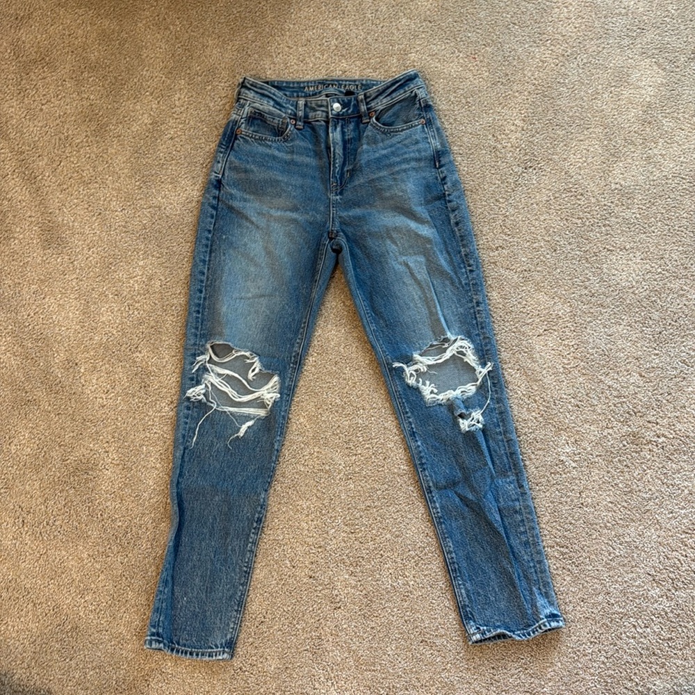 Women’s 4 Ripped Dark Denim Jean